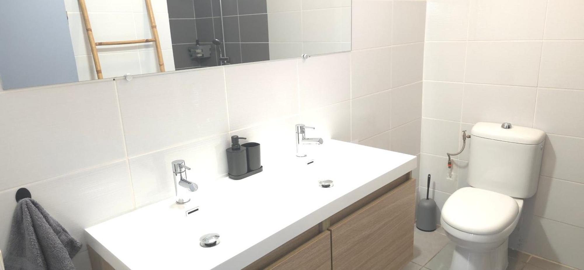 Maison Laurencia - Appartement De L'Etage ساينت آن المظهر الخارجي الصورة